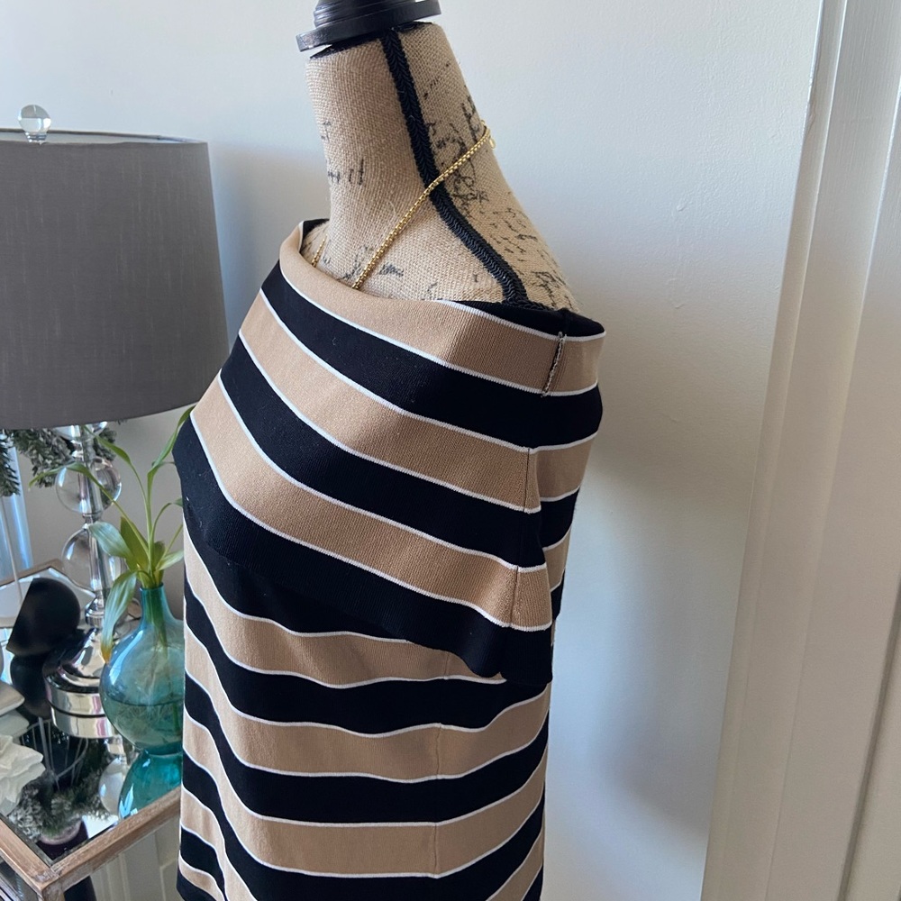 Michael Michael Kors Off the Shoulder Shirt - Picture 3 of 3